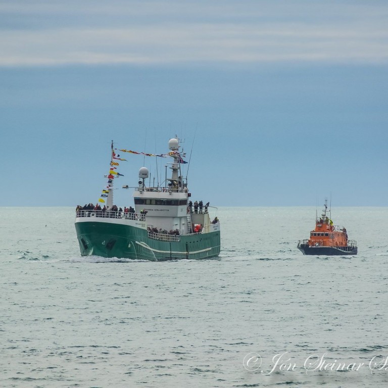 Til hamingju með daginn